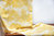 Paisaje esbozado en amarillo - de Kokka - 10m